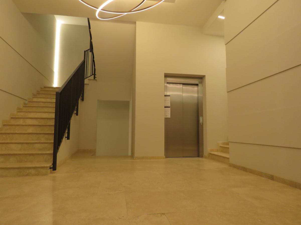 Ariosti Apartment — Foto 1